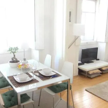 Beatiful Alfama, Charming